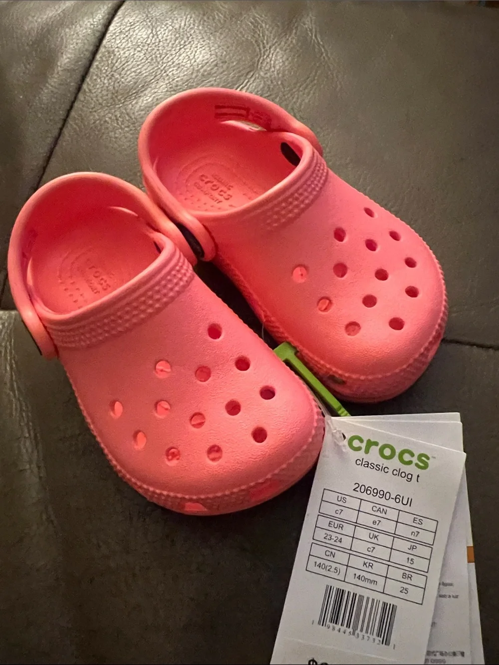 CROCS Kids Classic Clog in Guava
